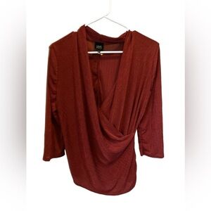 W5 blouse size M,, 3/4‎ sleeve nwot